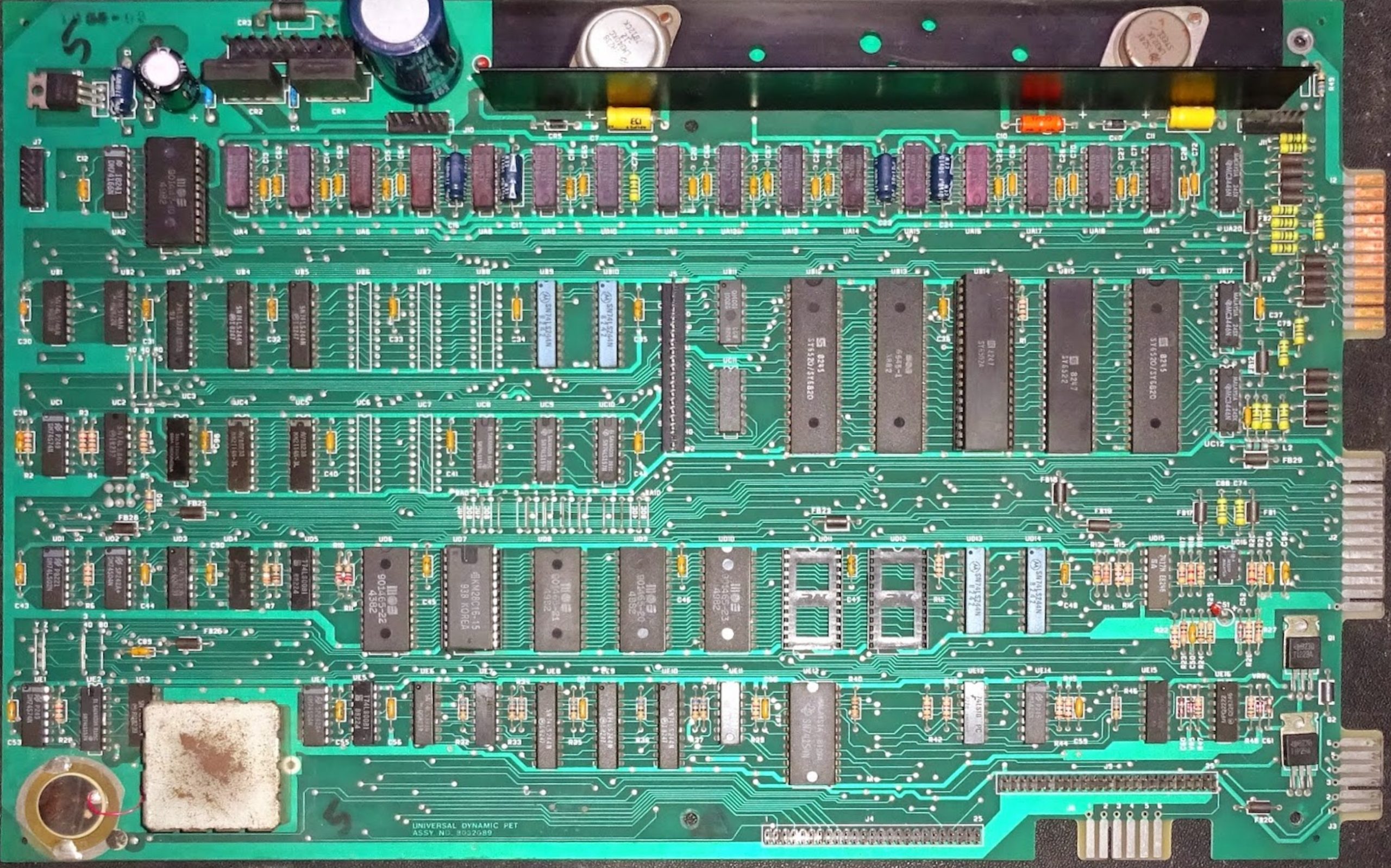 pet_2001 - Motherboard - 8032089